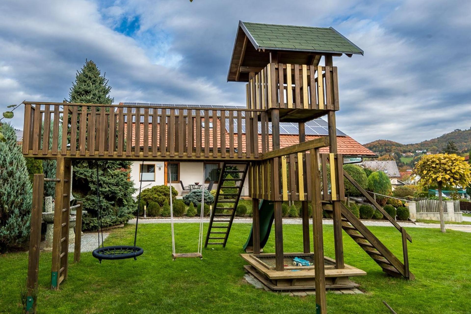 Zimzeleni Apartments Zreče Extérieur photo